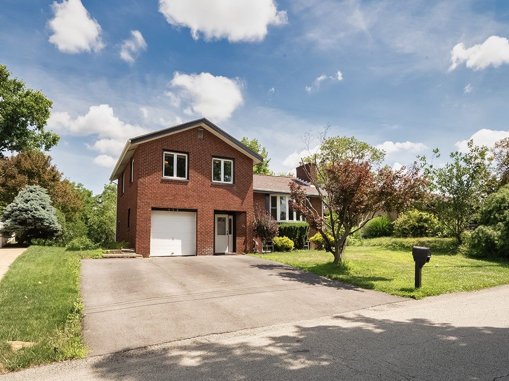 456 Regency Dr