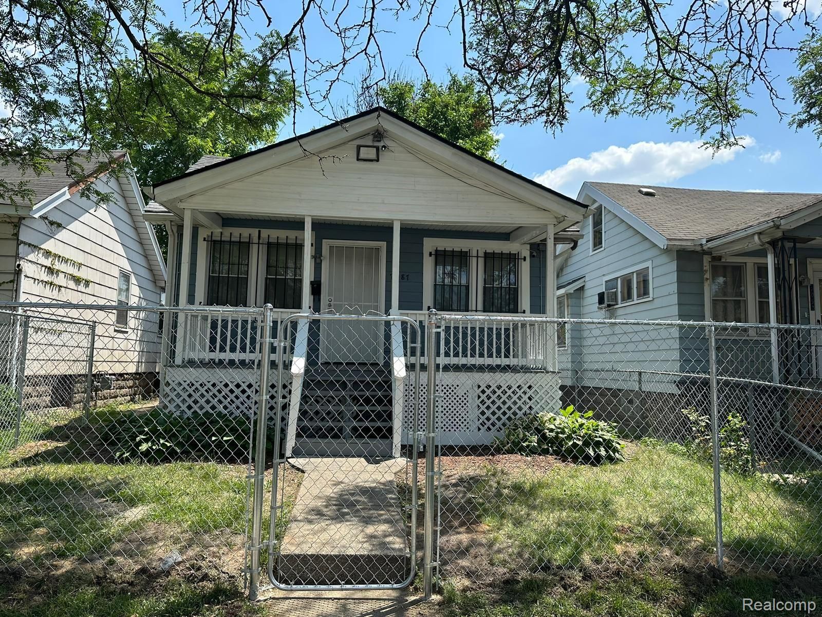 7087 Chatfield Street