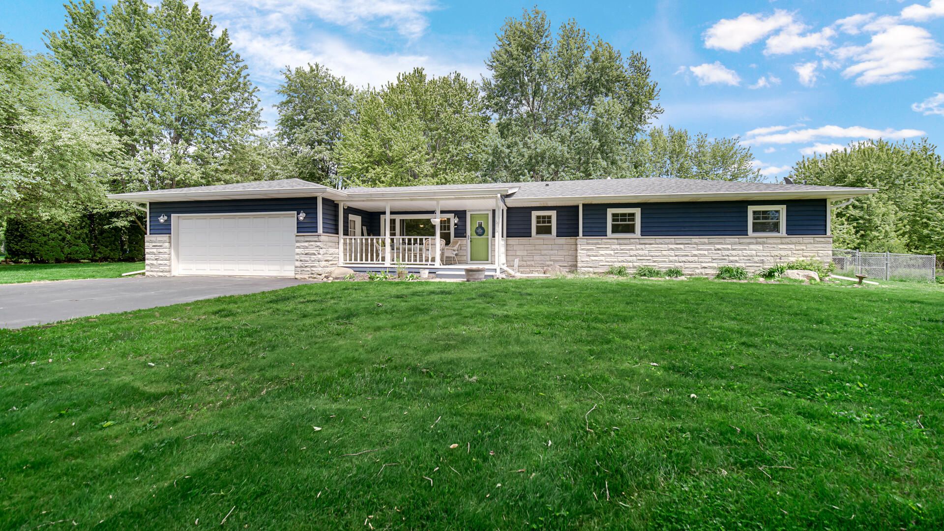 6717 N State Road 49