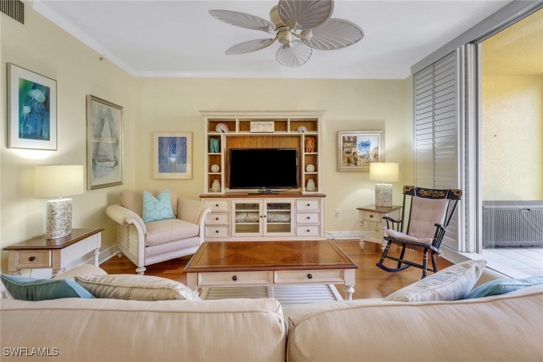 410 Bayfront Place 2303