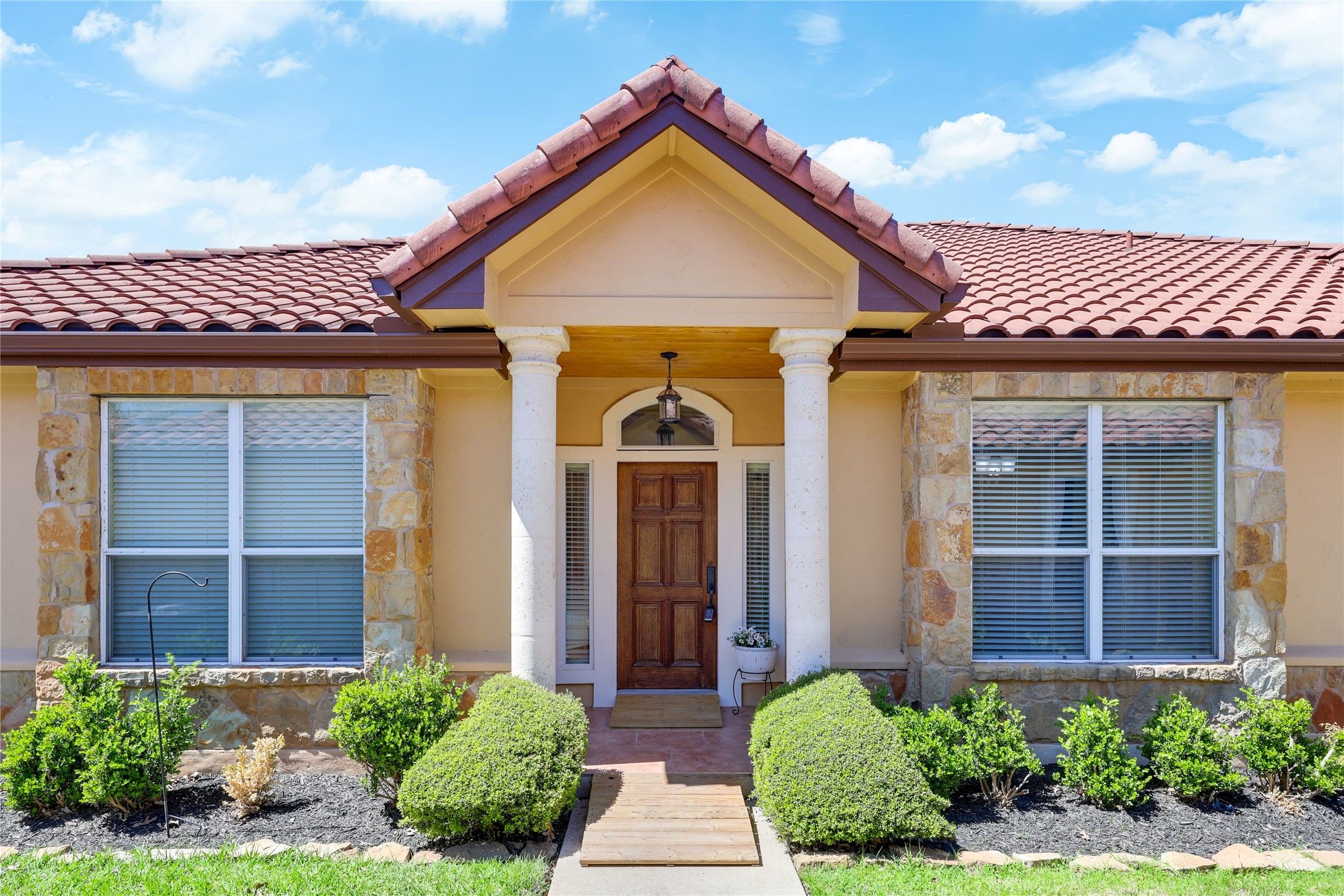 21118 Highland Lake Drive 2