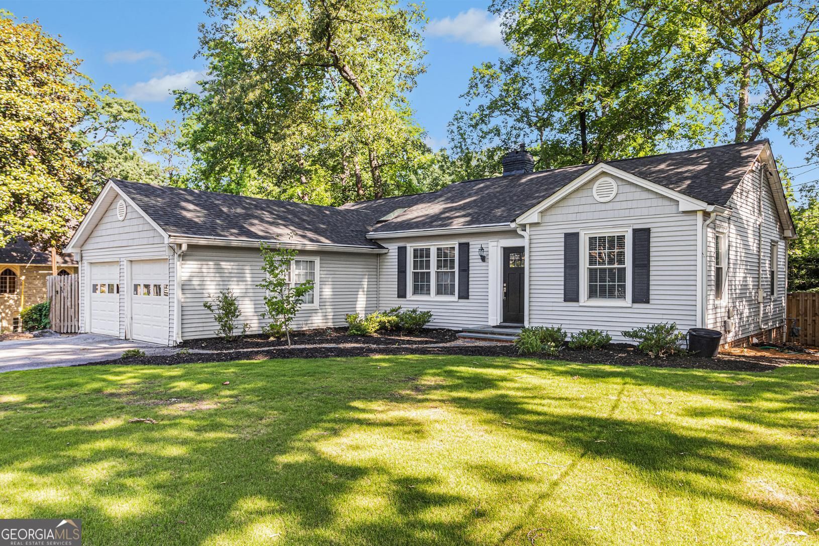 2701 Log Cabin Drive Se