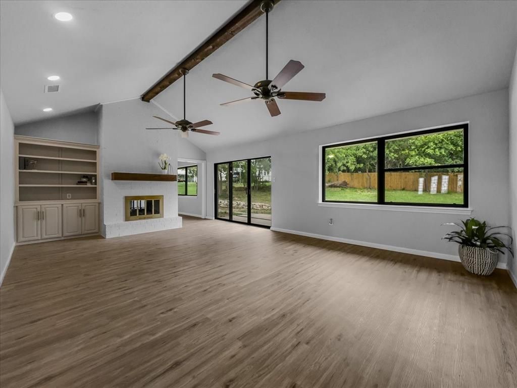 136 Sw Rand Drive
