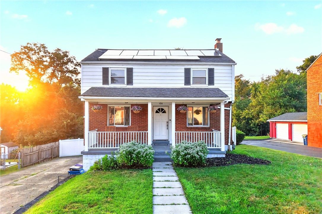 434 Regency Dr