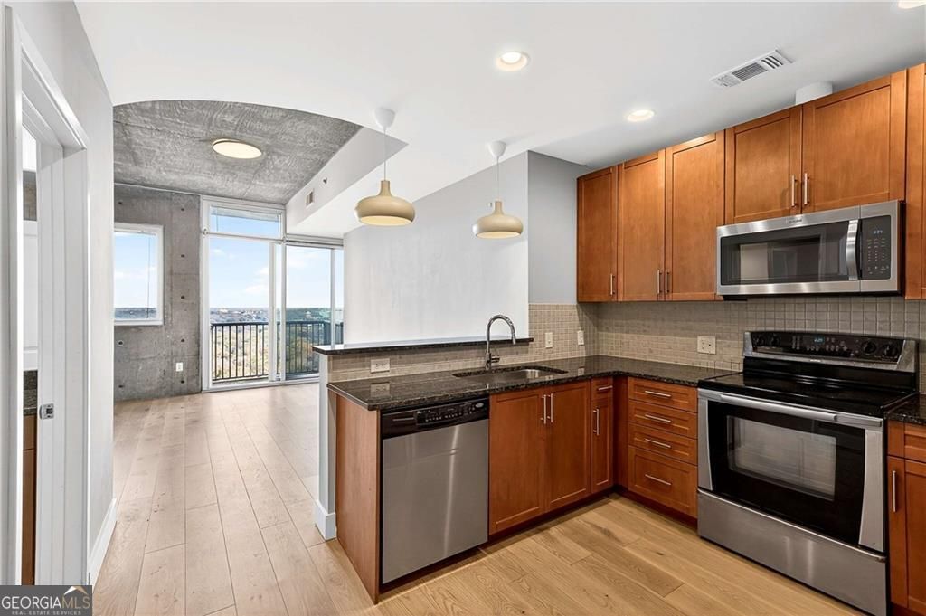 855 Peachtree Street Ne 1715