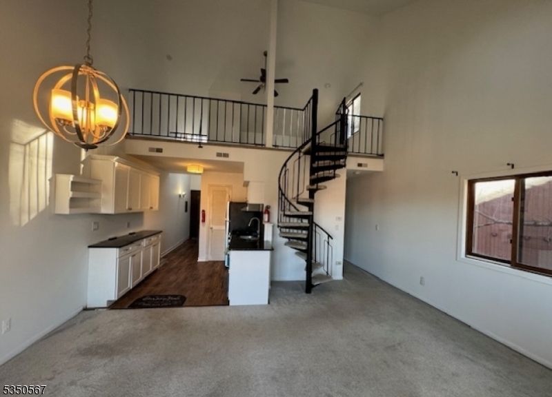 2 Alta Ct