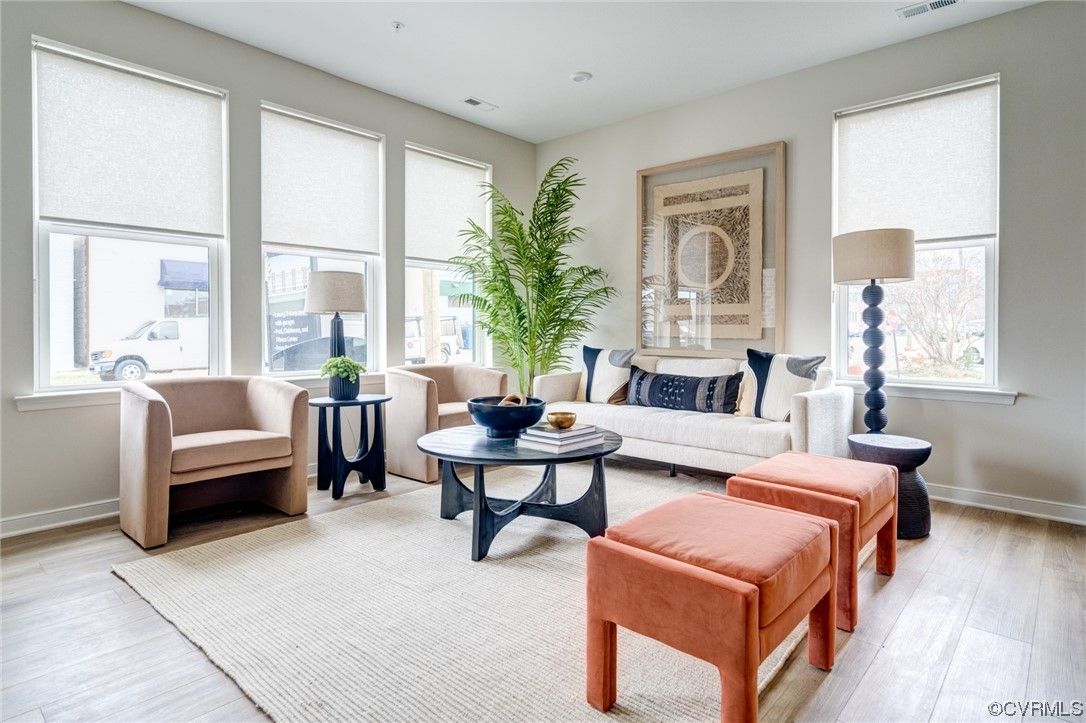 1900 Roseneath Road 10B