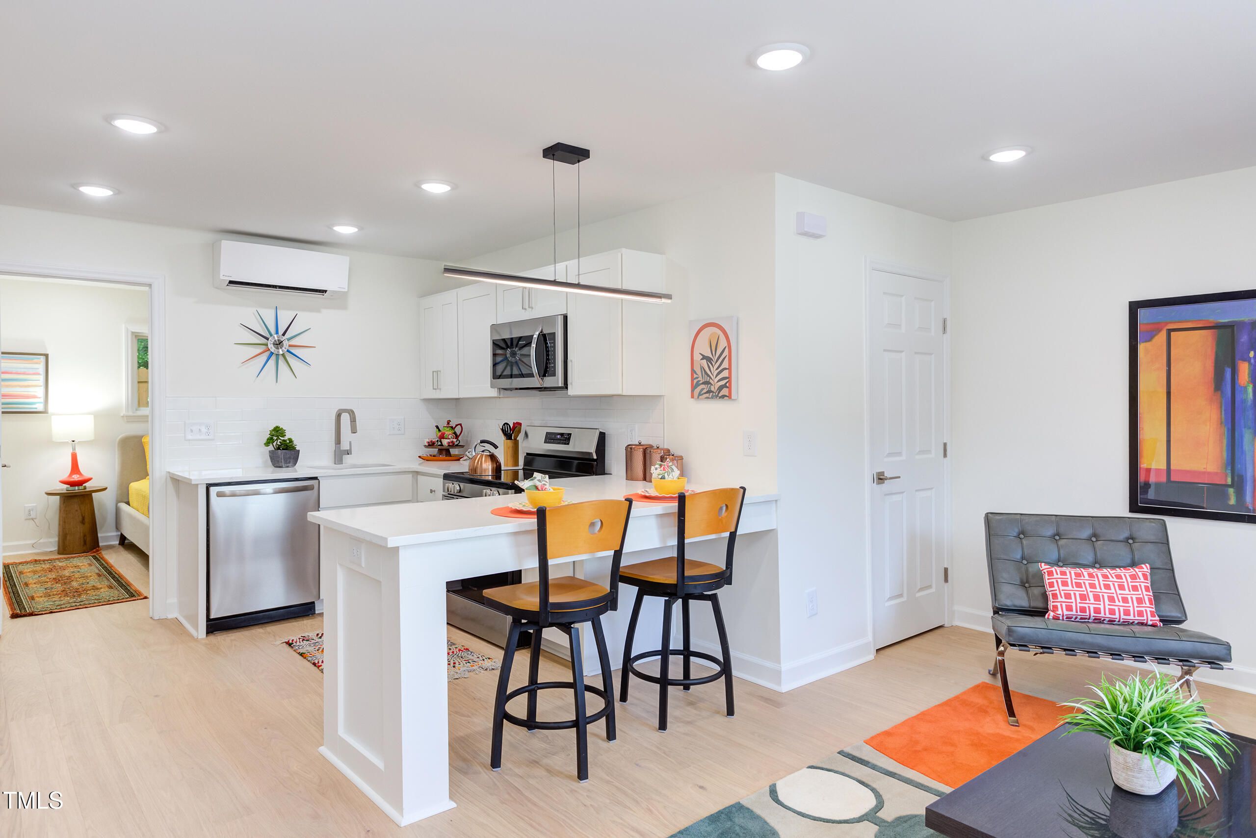 1309 Hudson Avenue D5