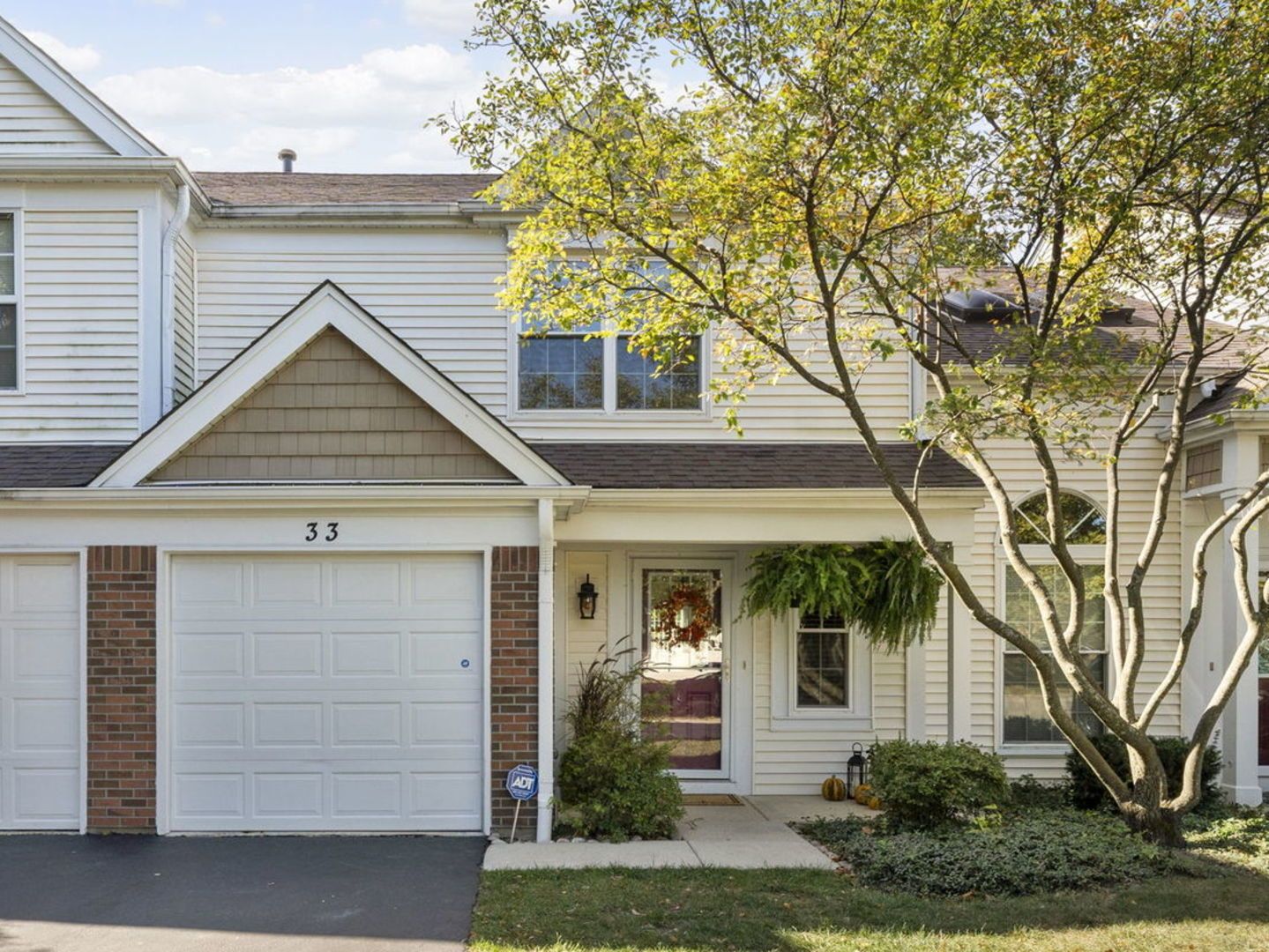 33 Marion Lane
