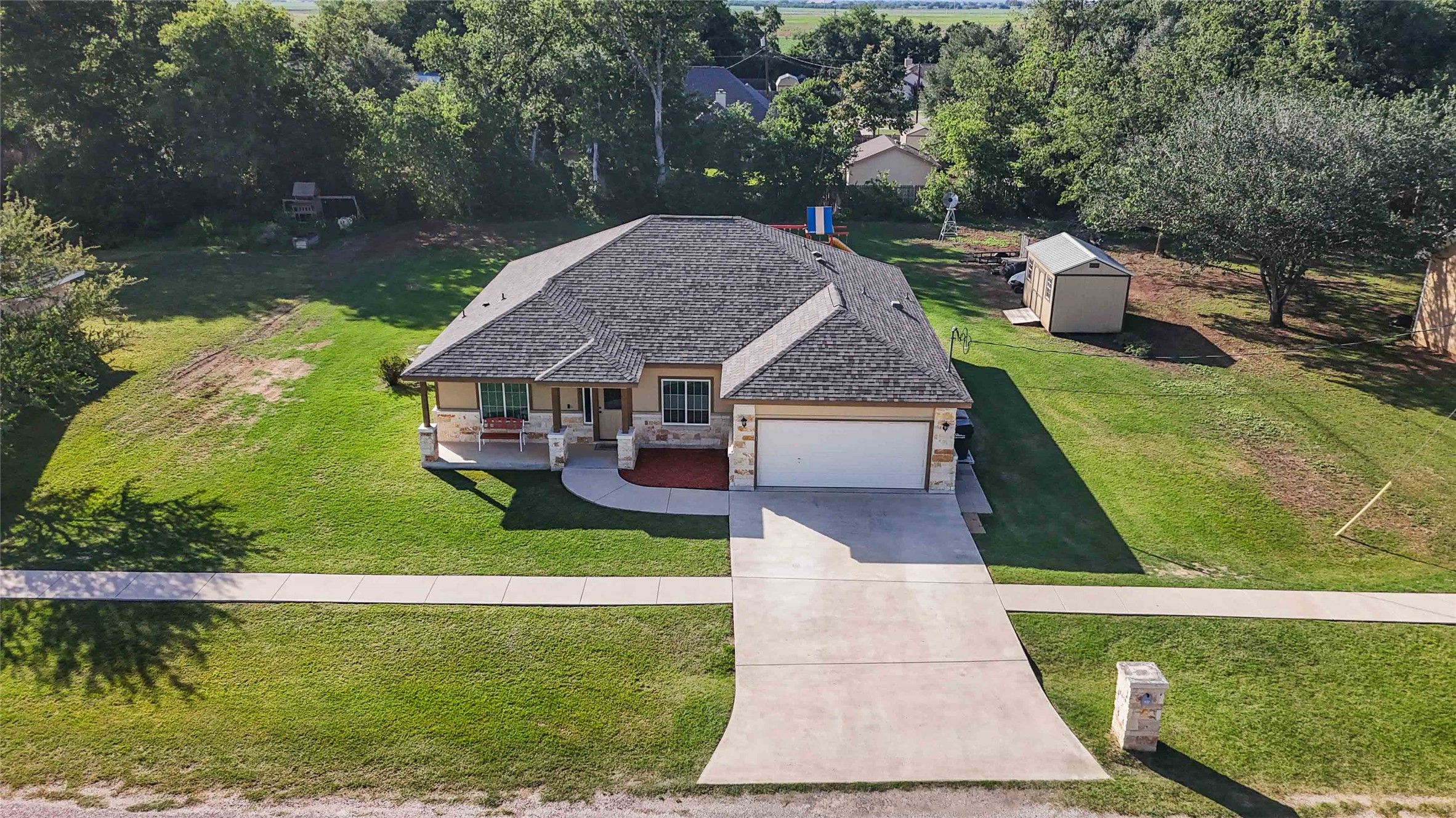 285 Hummingbird Way