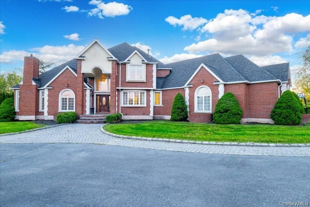 3 Bristol Drive