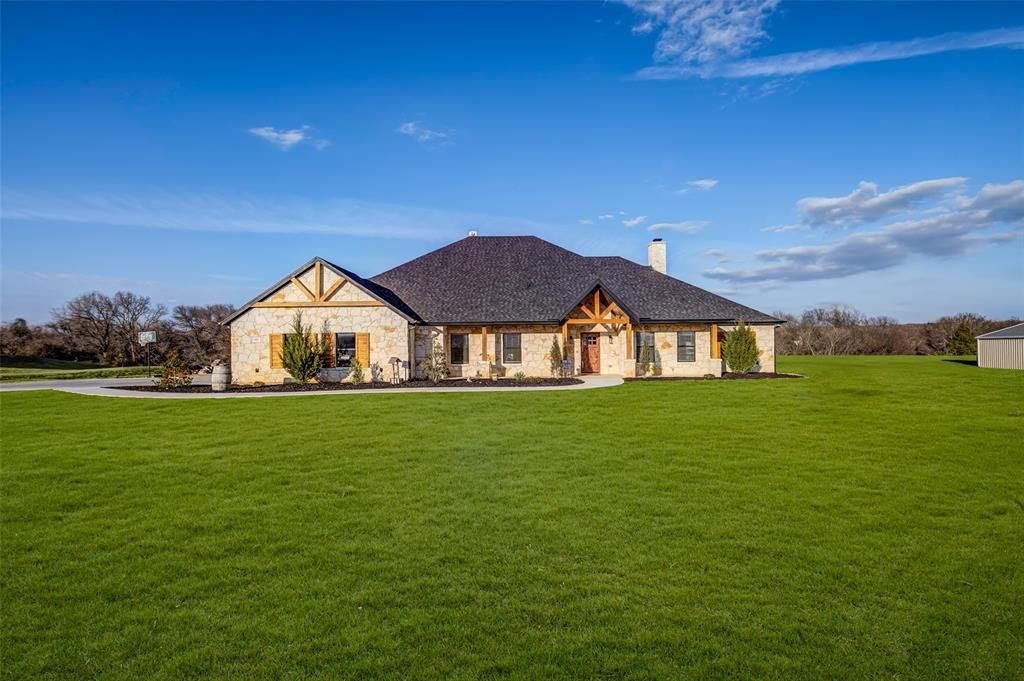 157 Proctor Lane