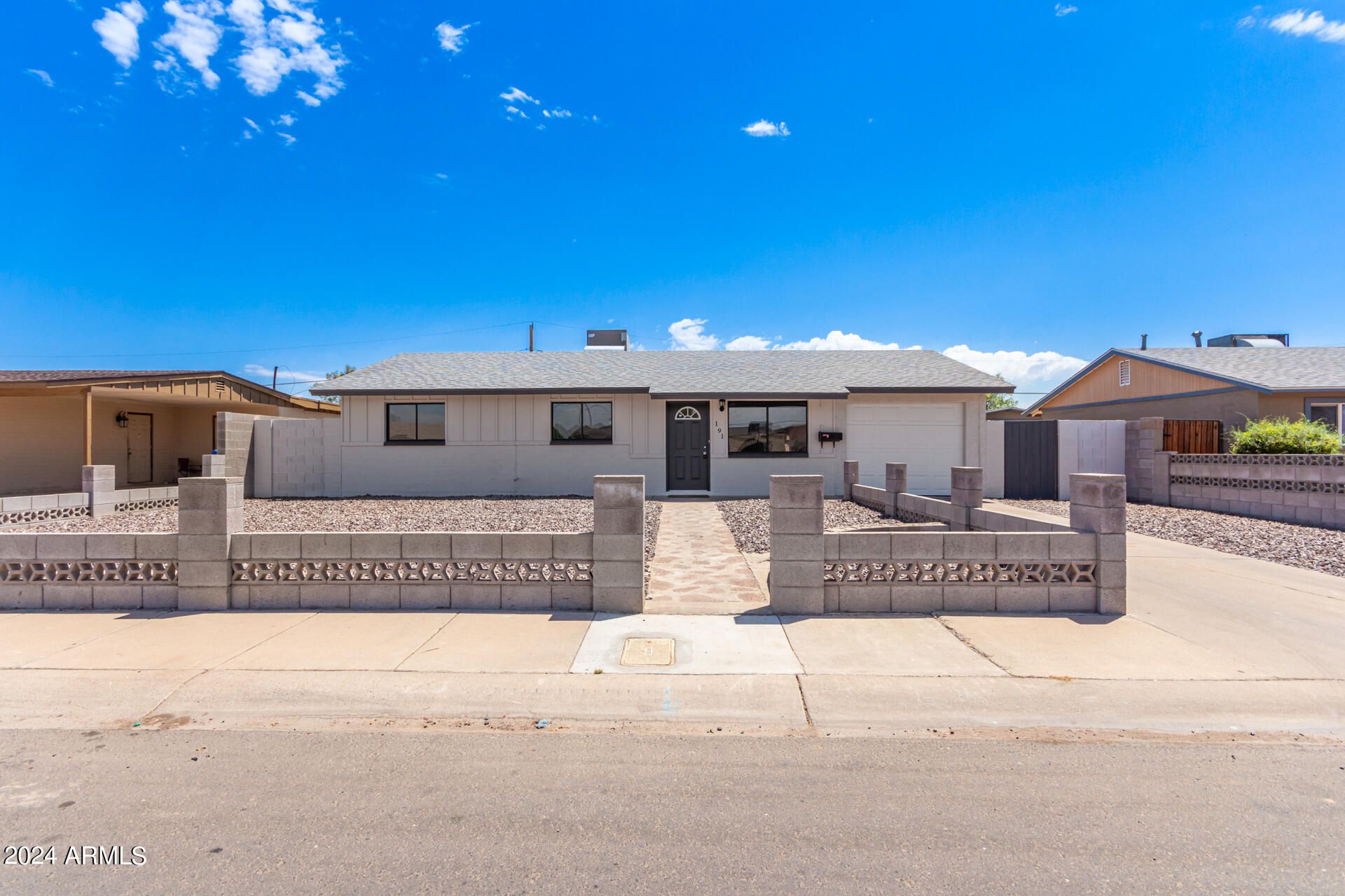 191 W Holly Lane