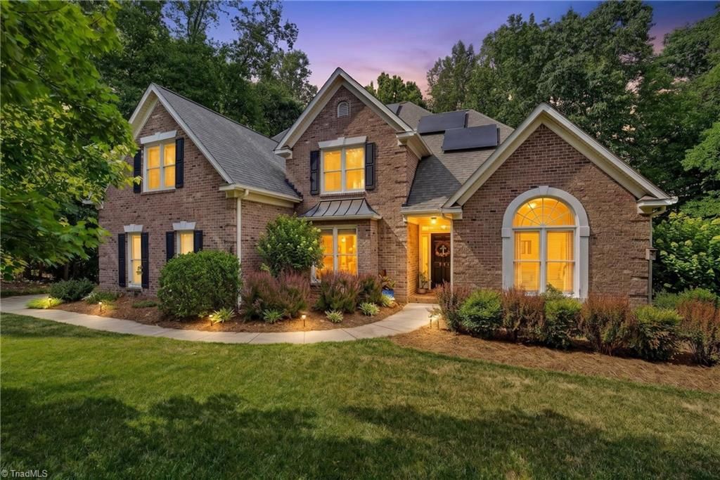 8704 Invershield Court