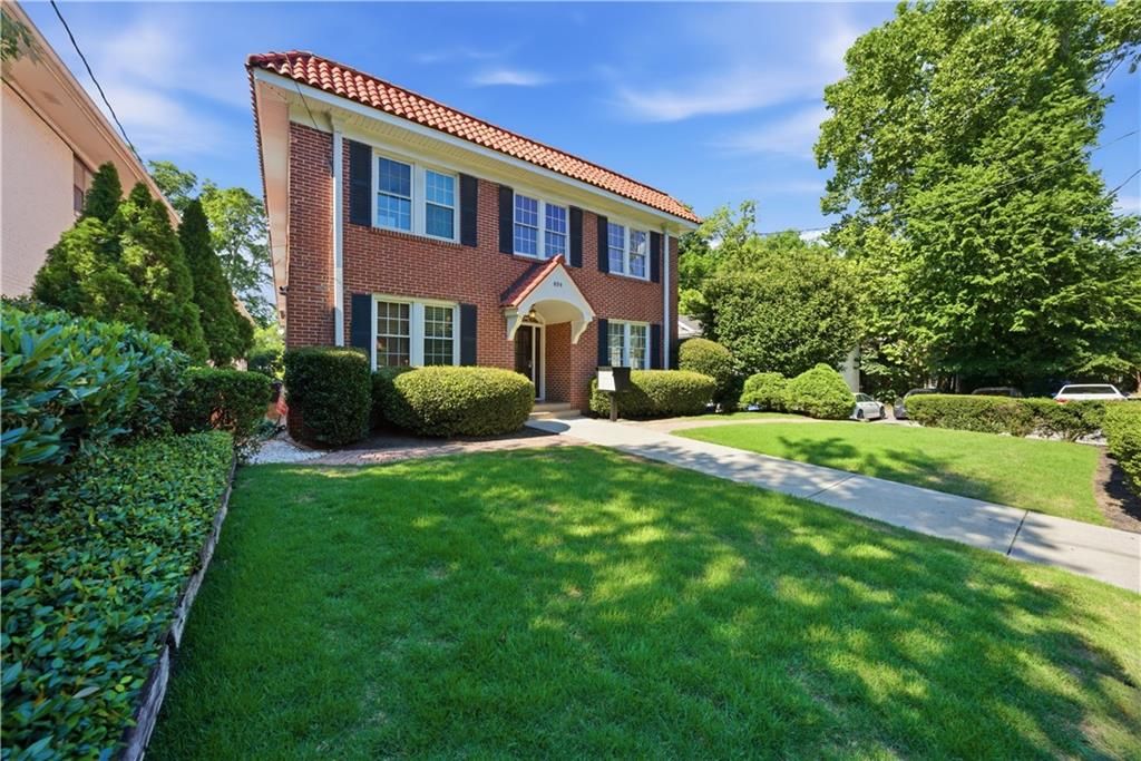 824 Greenwood Avenue Ne 1