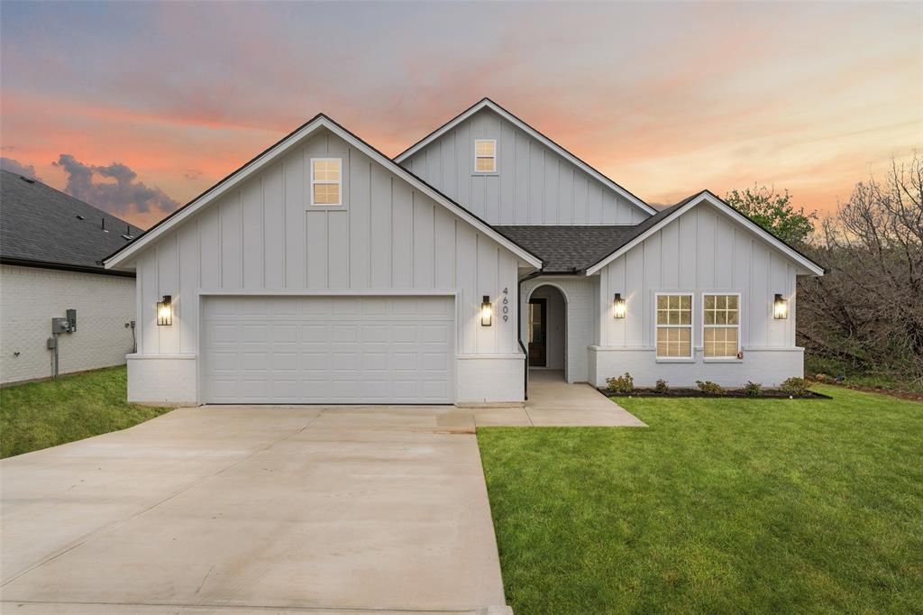 4609 Eagle Nest Court