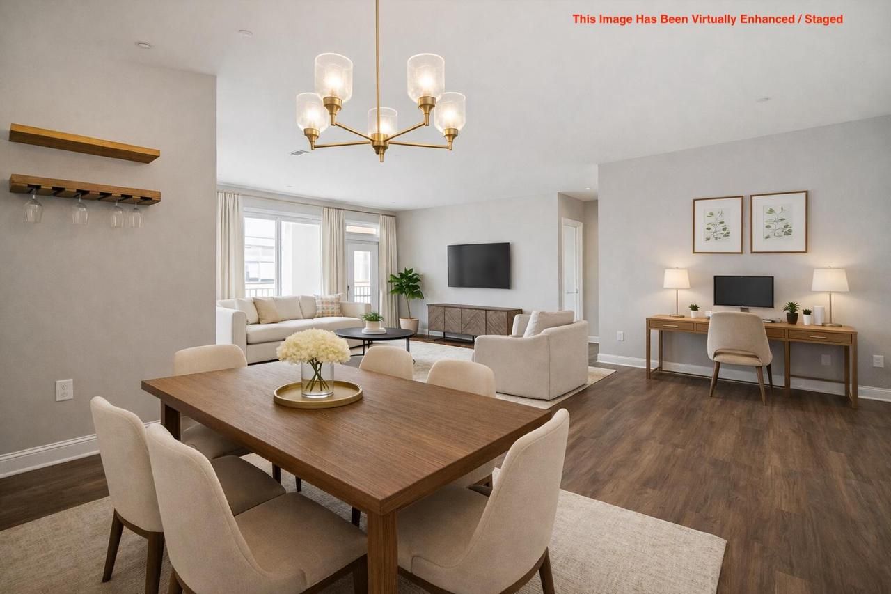 1925 North Water Street 100