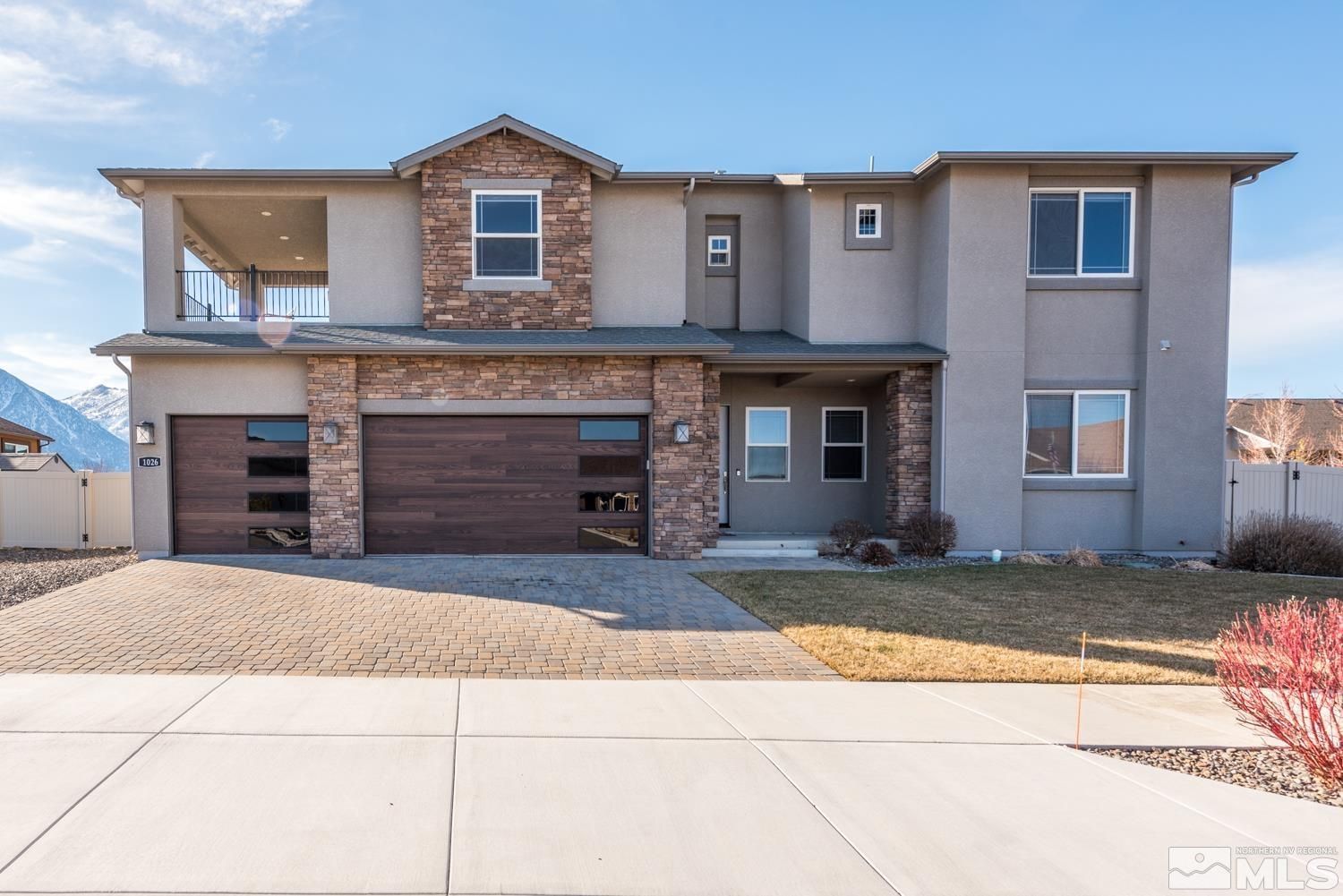 1026 Sun Crest Court