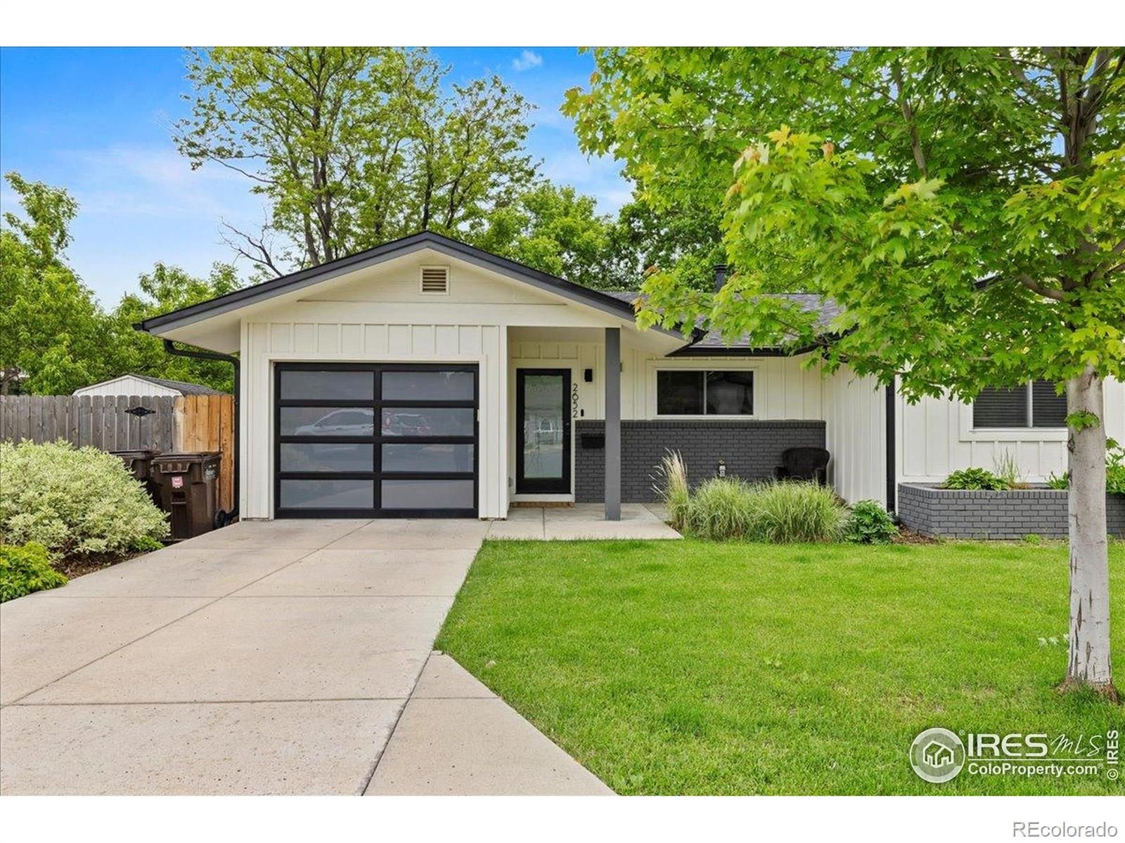 2652 Sherwood Circle