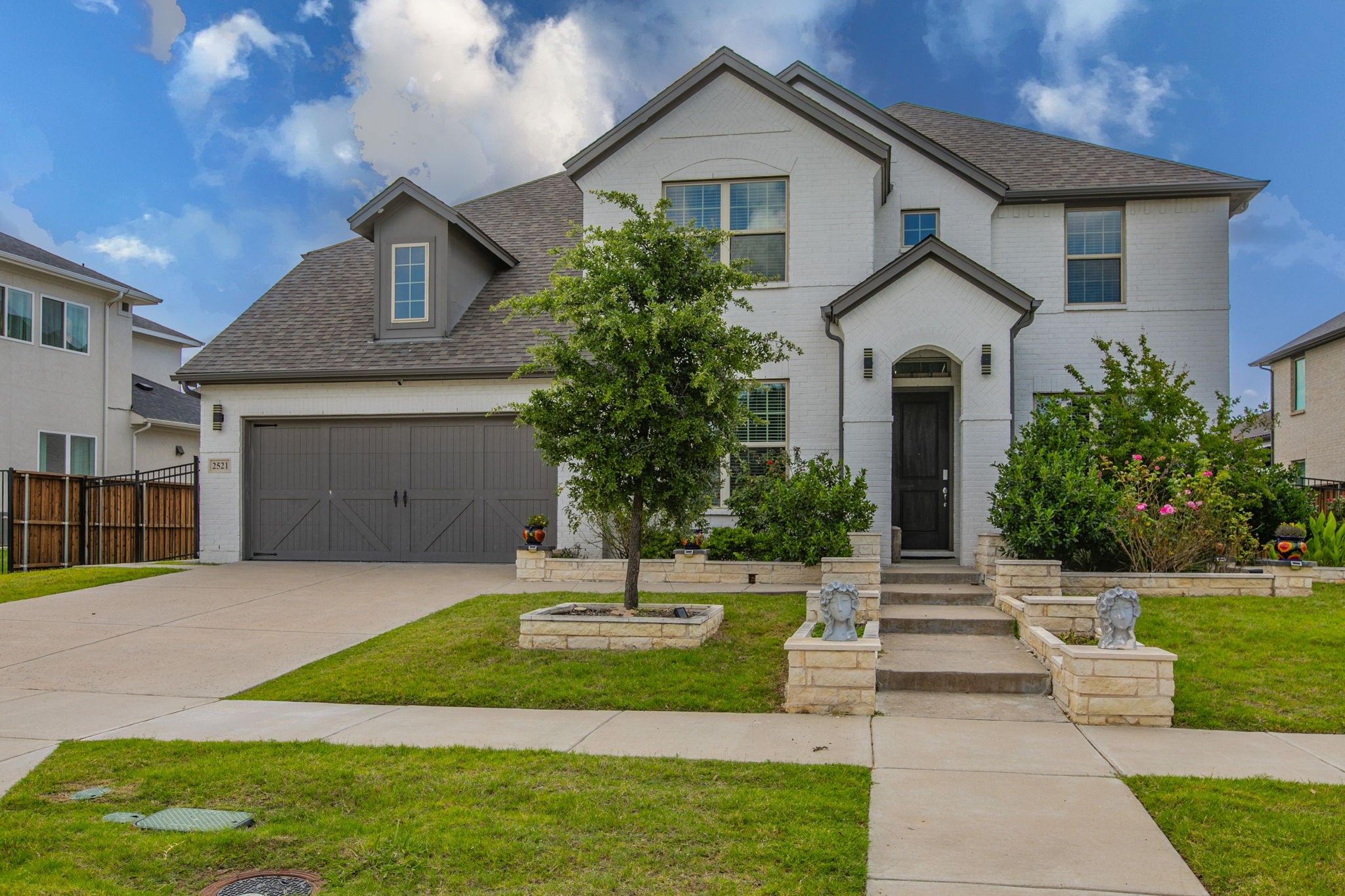 2521 Maidenhair Road
