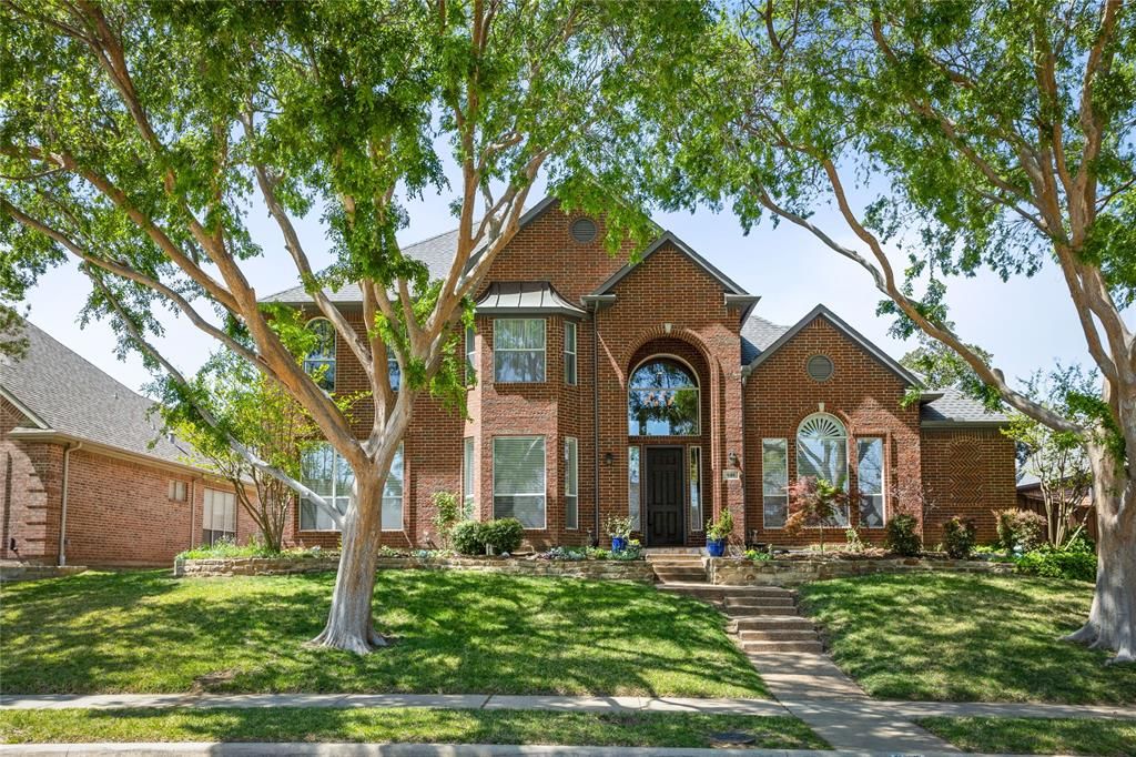 948 Redwing Drive