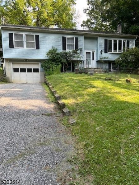 38 Scott Rd