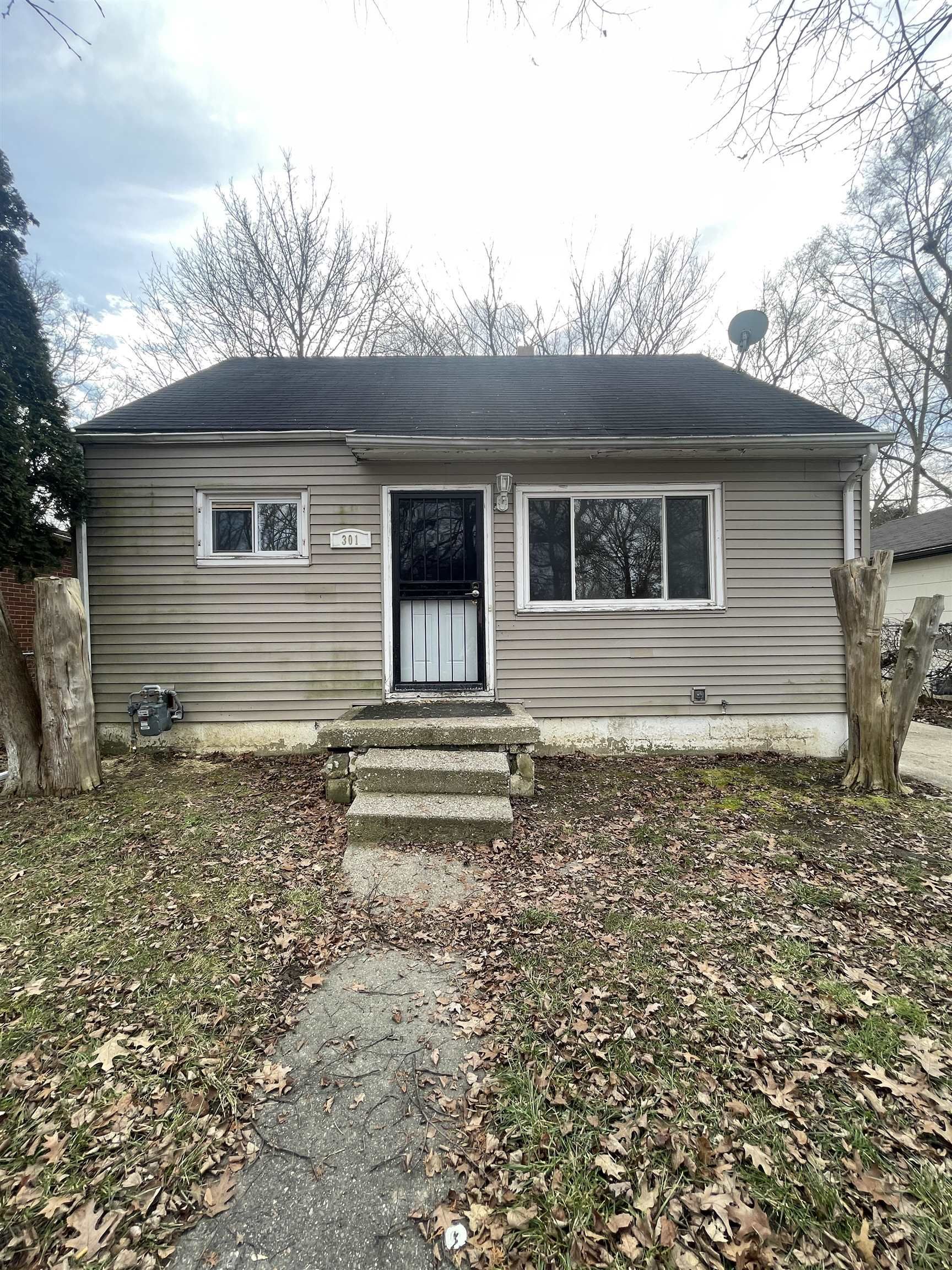 301 W Ruth Avenue