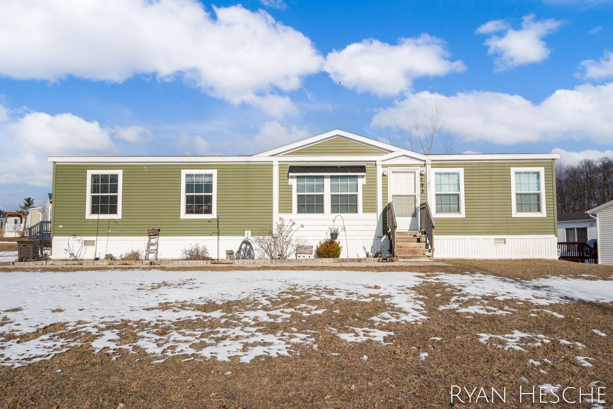 1133 Yeomans Street 193