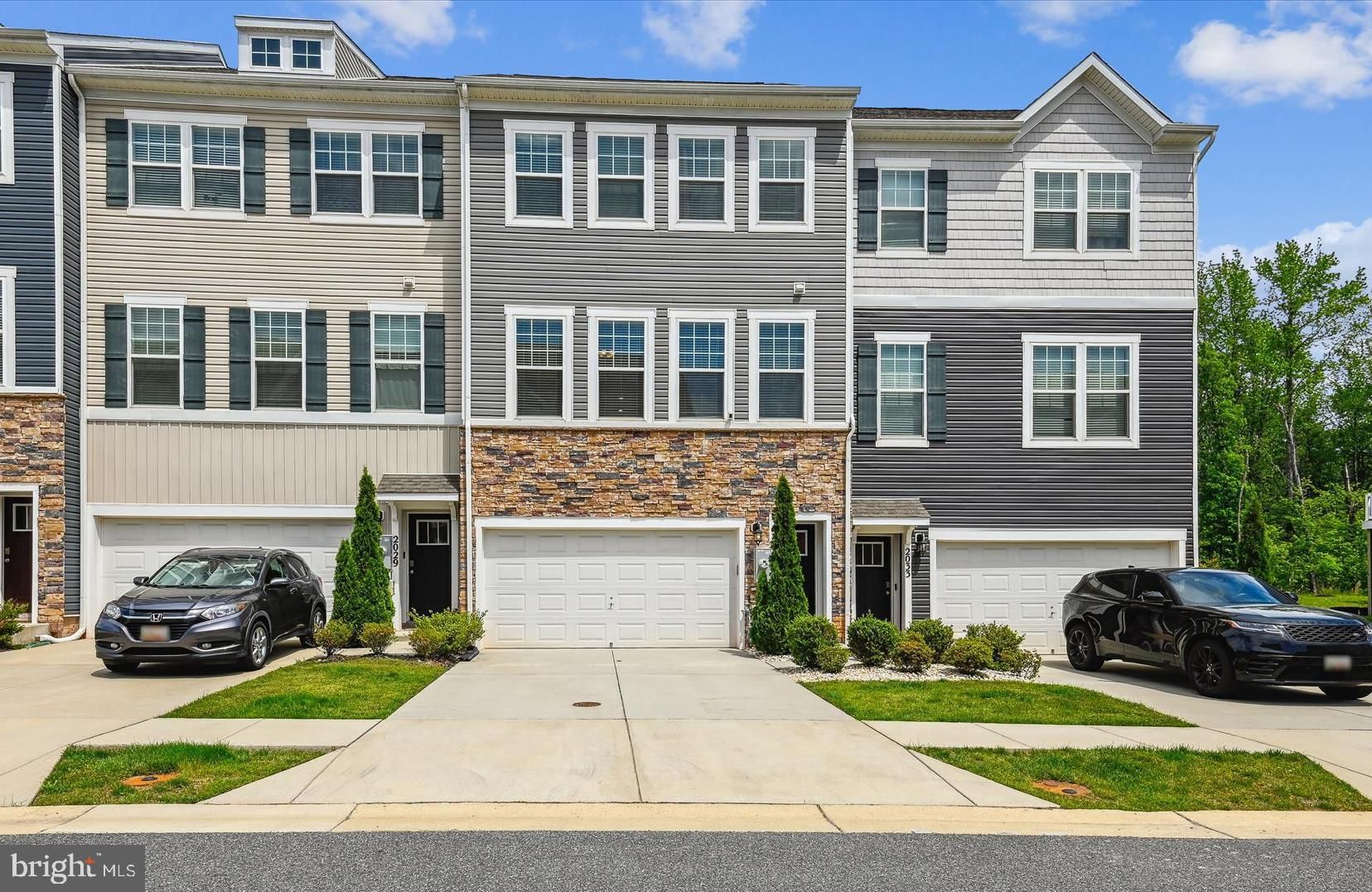 2031 Hinshaw Drive