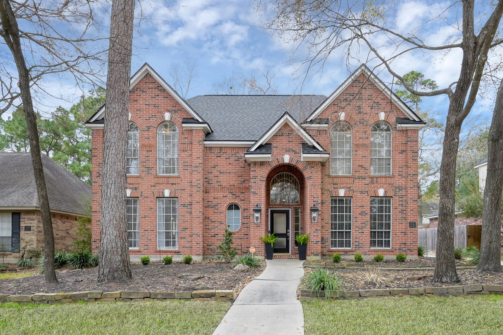 31 E Amberglow Circle