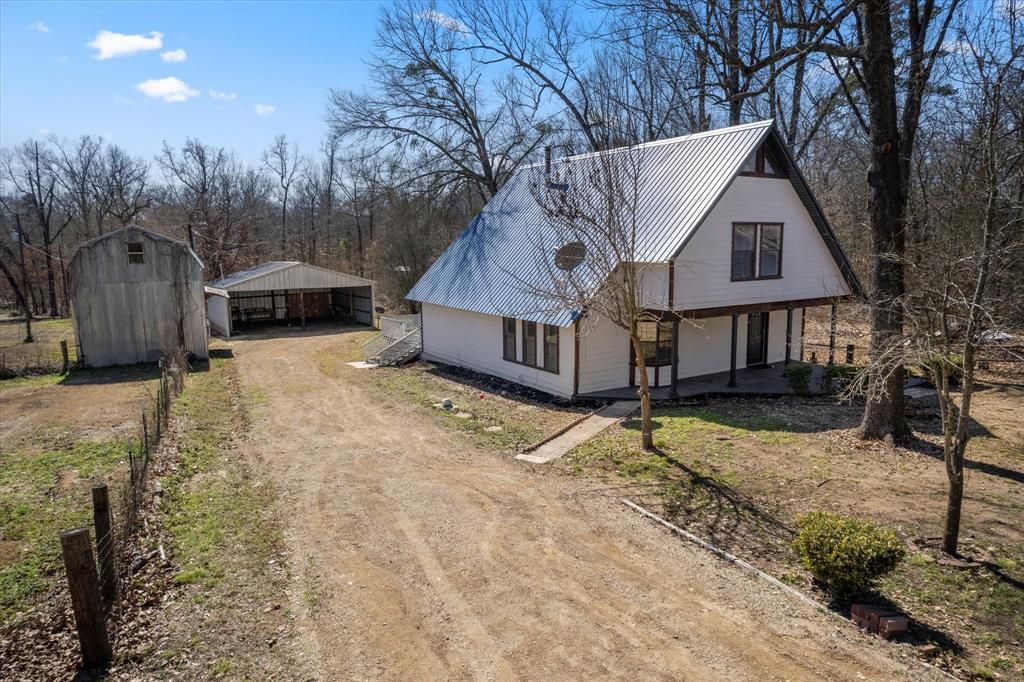 1579 County Road 2600
