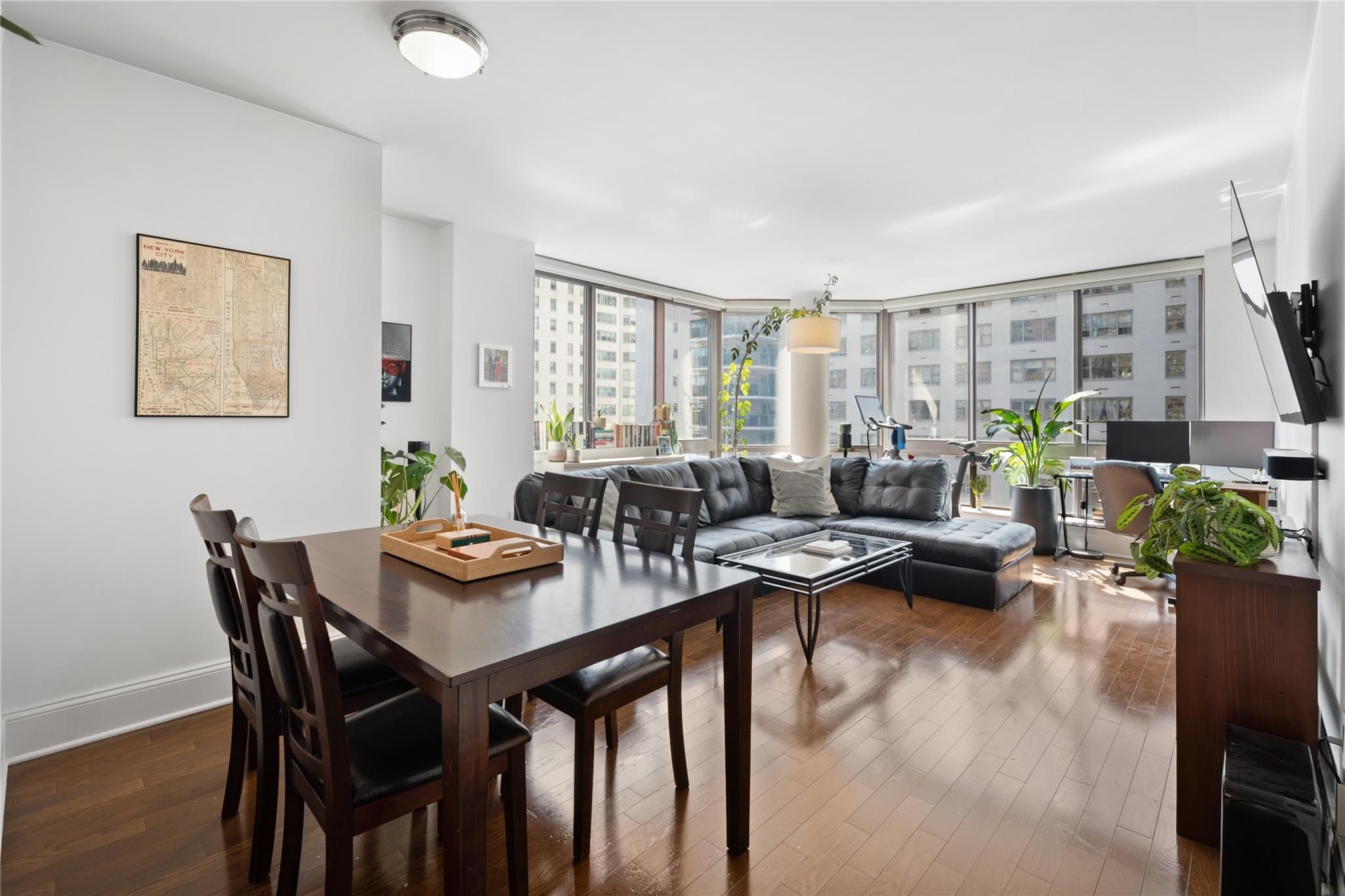 300 E 64th Street 9D