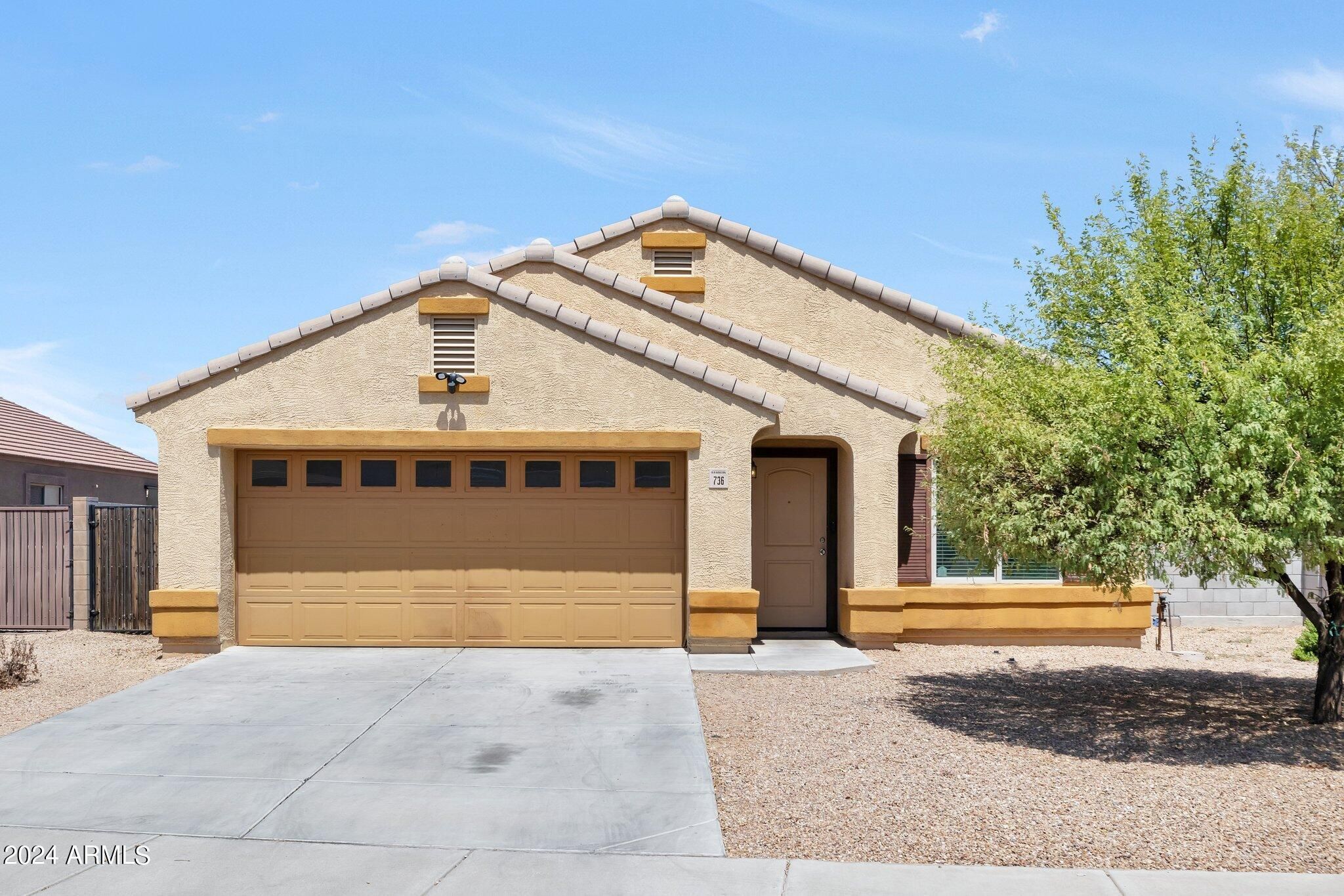 736 W Jahns Drive