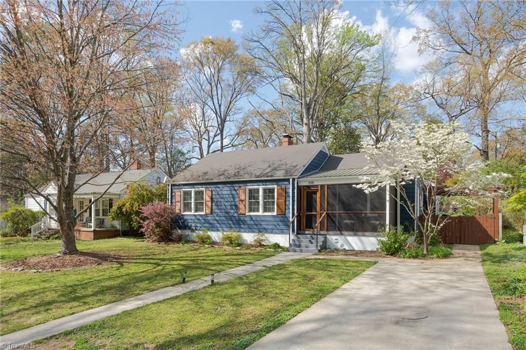 1018 Twyckenham Drive