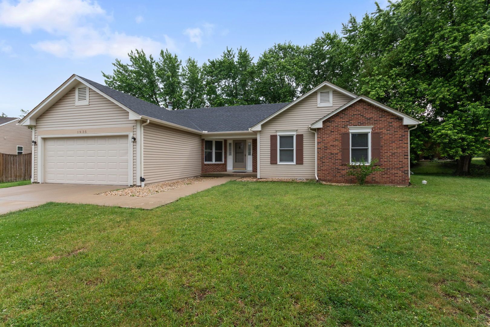 1935 Springhaven Court