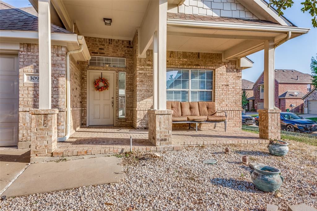 1309 Shalimar Drive