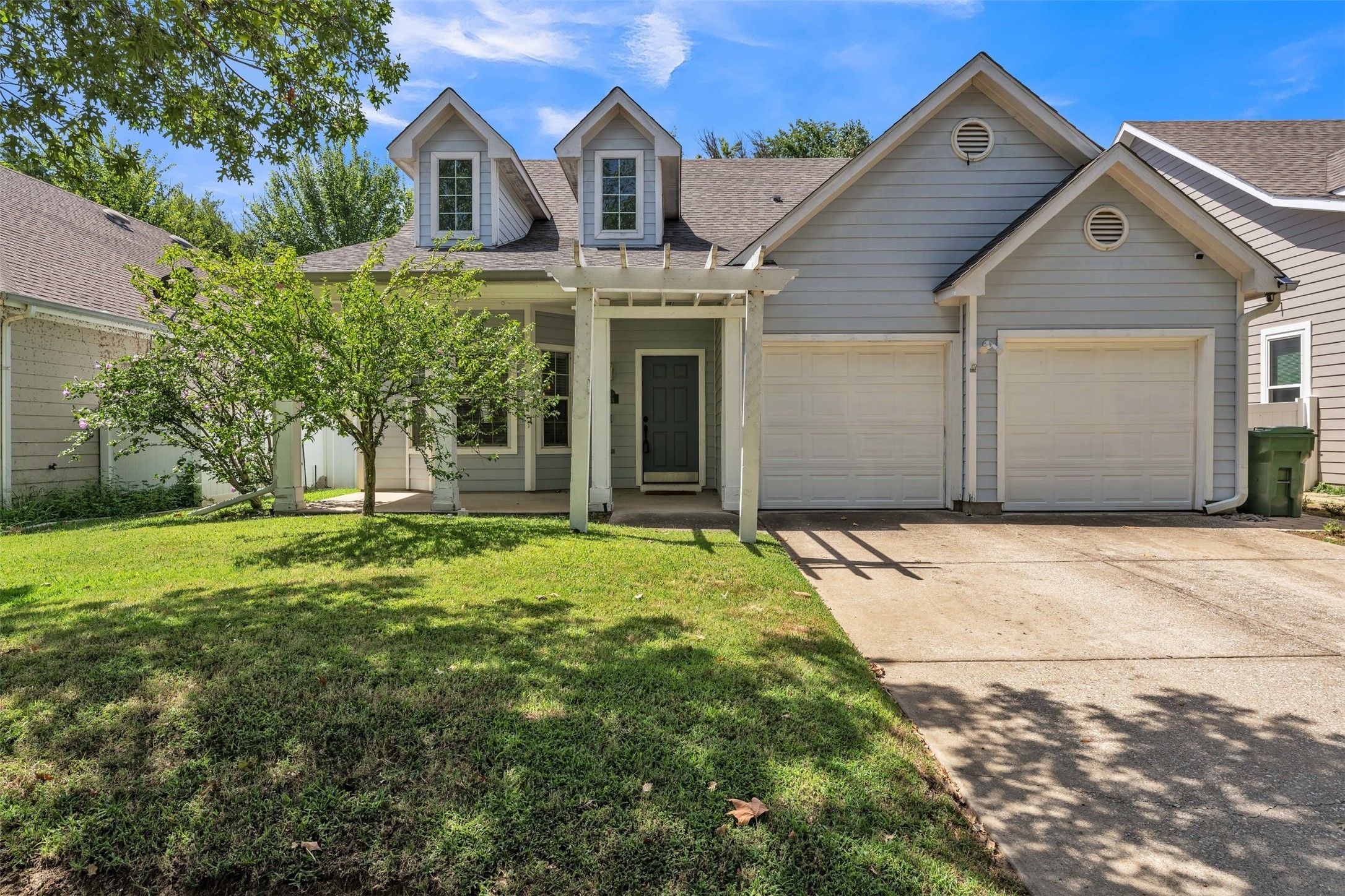 9924 Lexington Drive