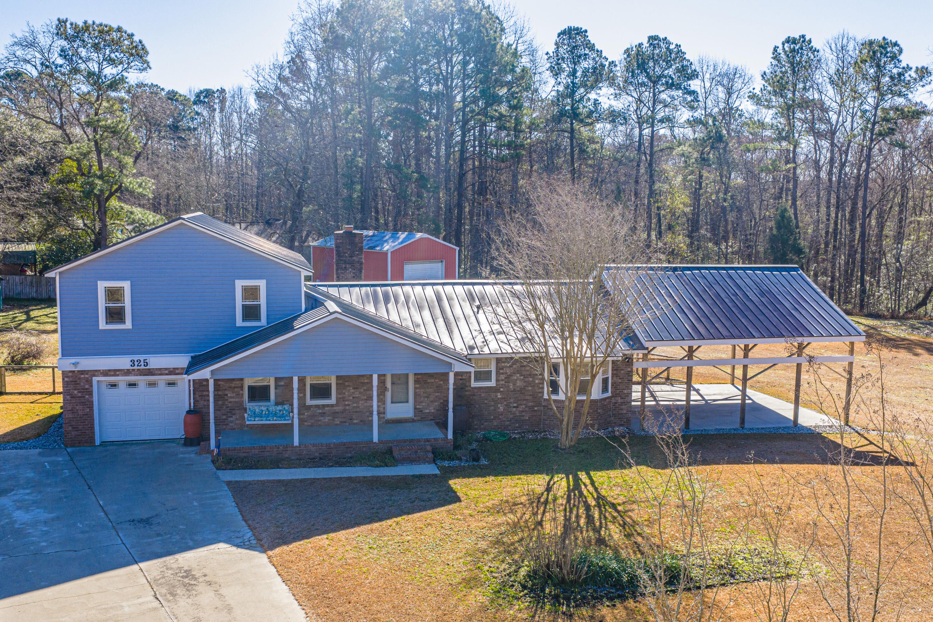 325 Linden Court