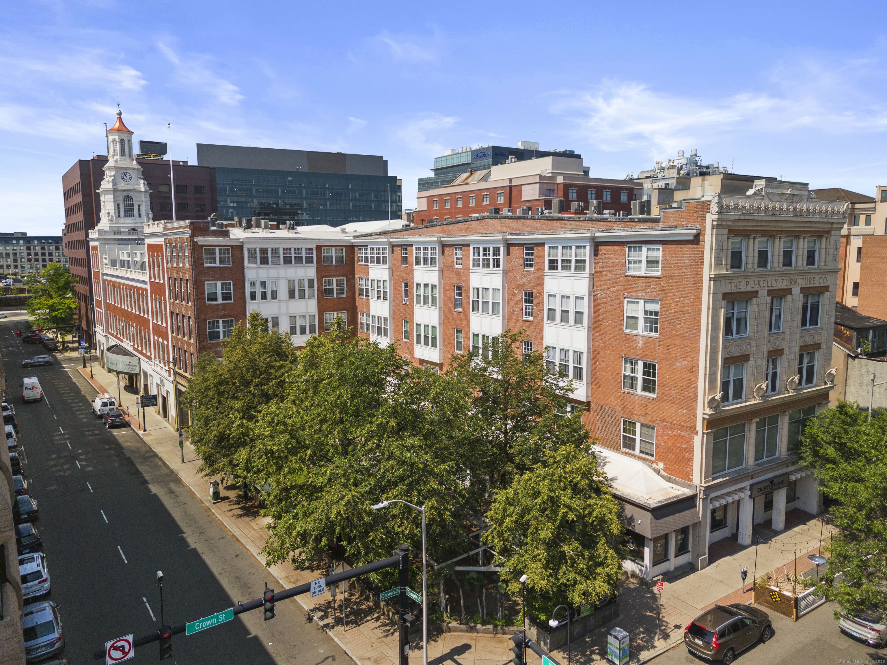 196 Crown Street 310