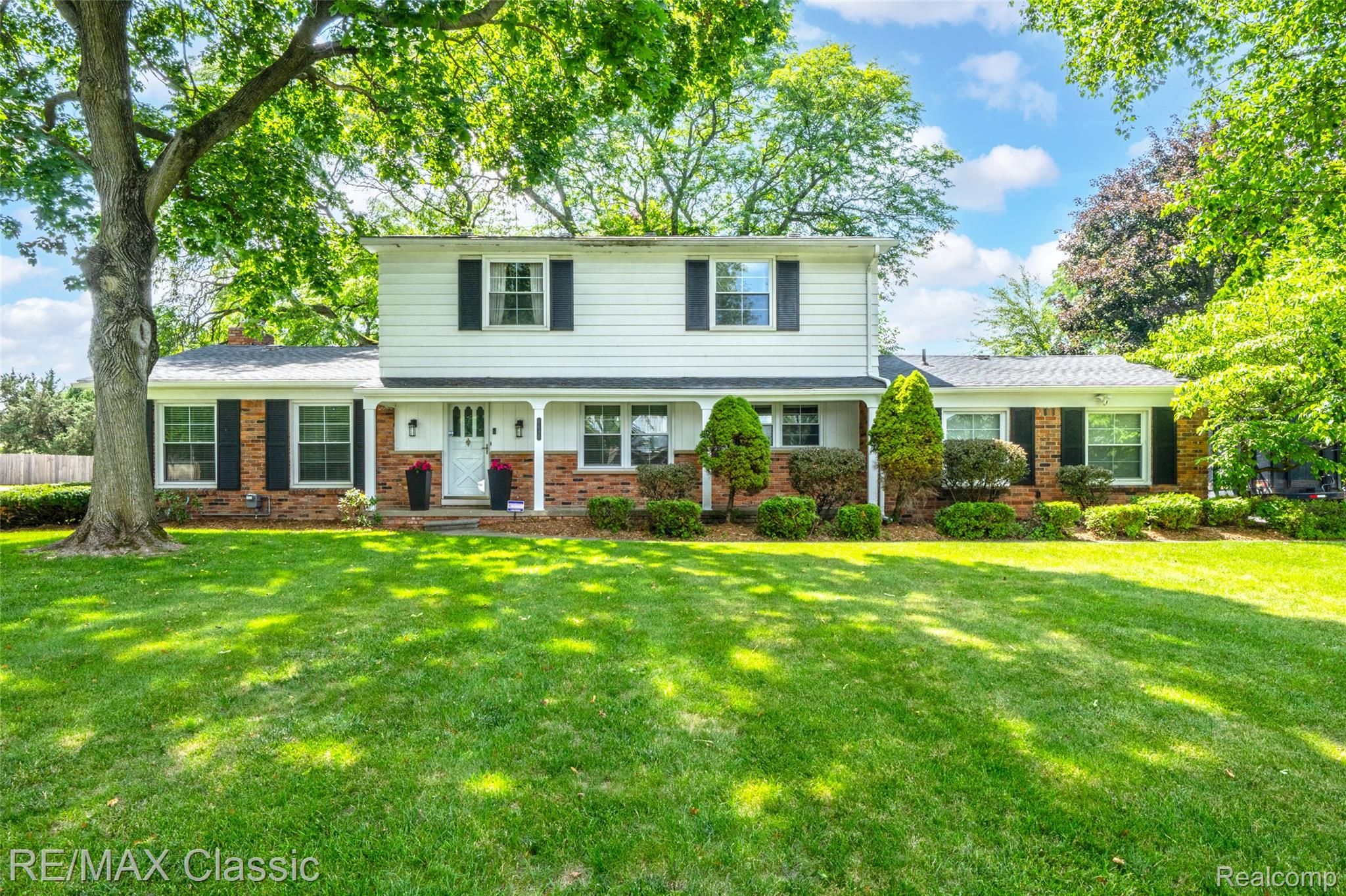 6638 Woodbank Drive