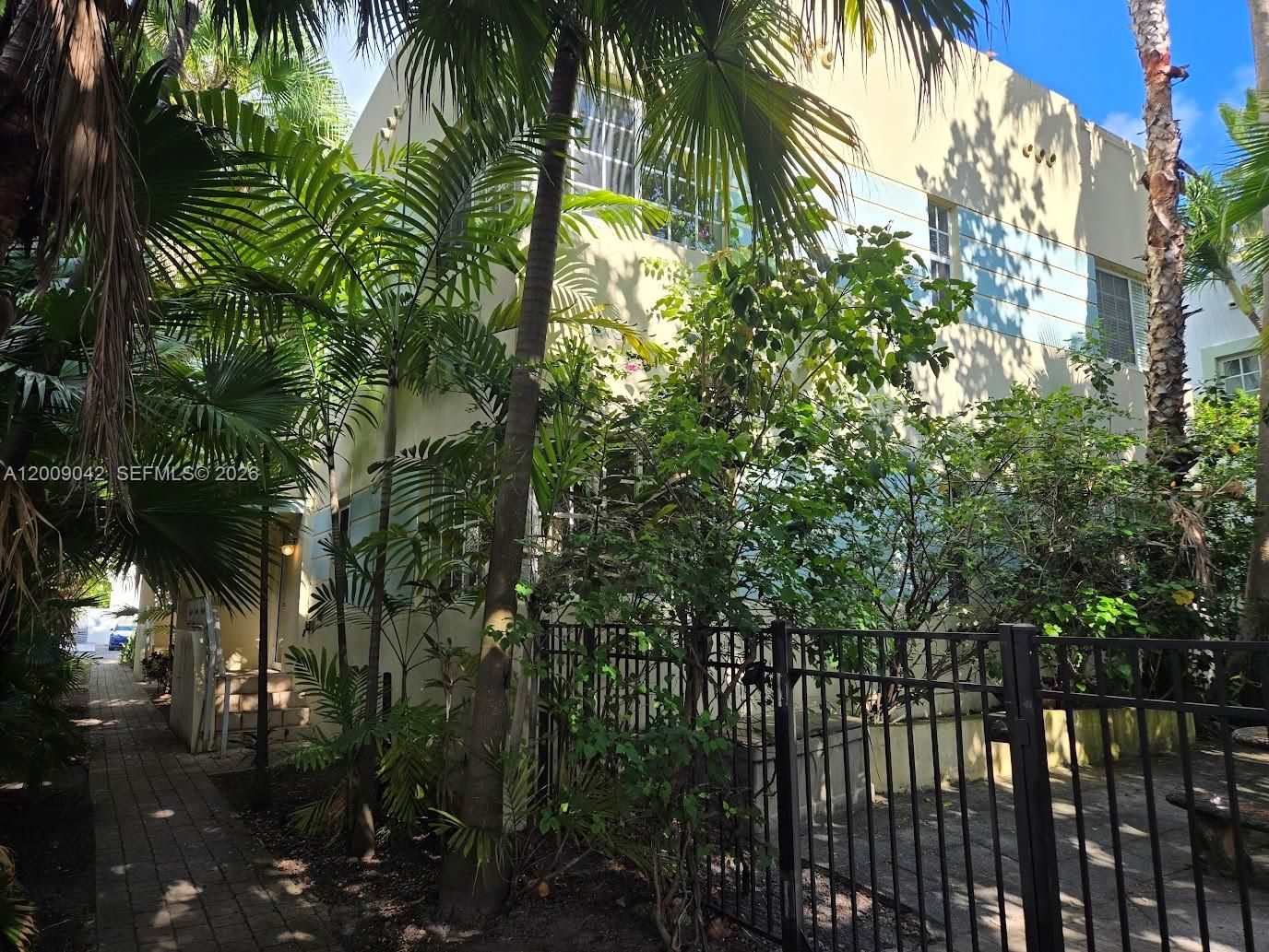 1219 Meridian Ave 2