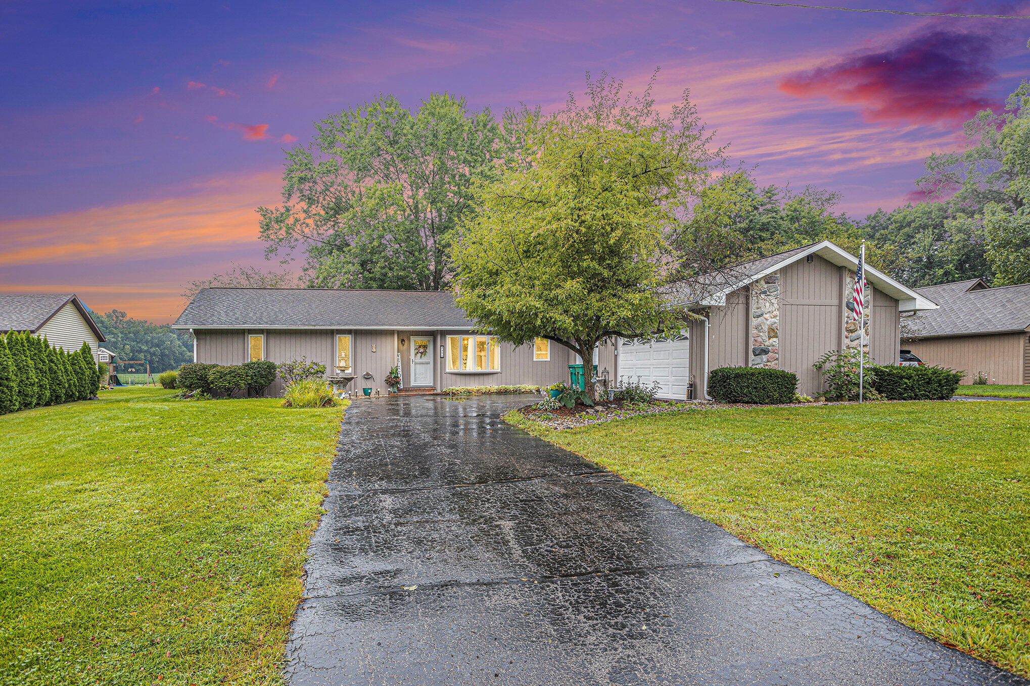 2371 Ramblin Drive