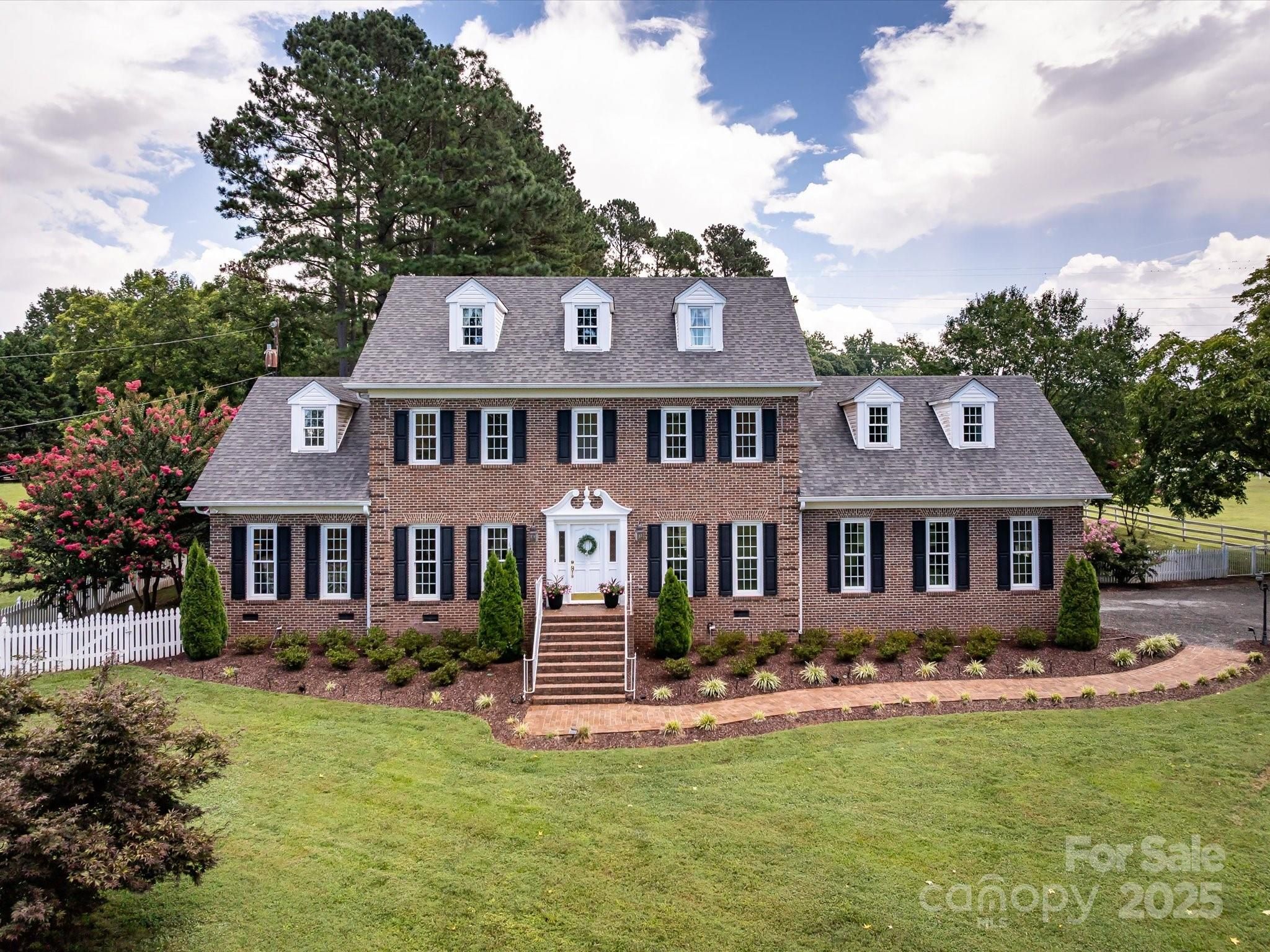 11215 Idlewild Road