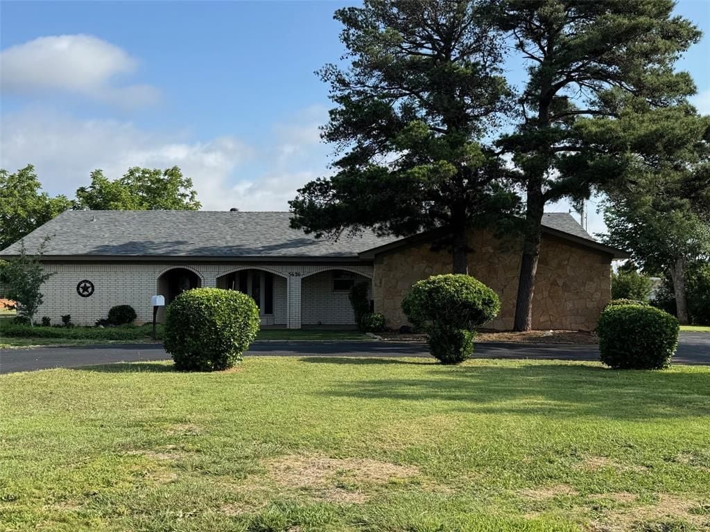 5626 Meadow Drive