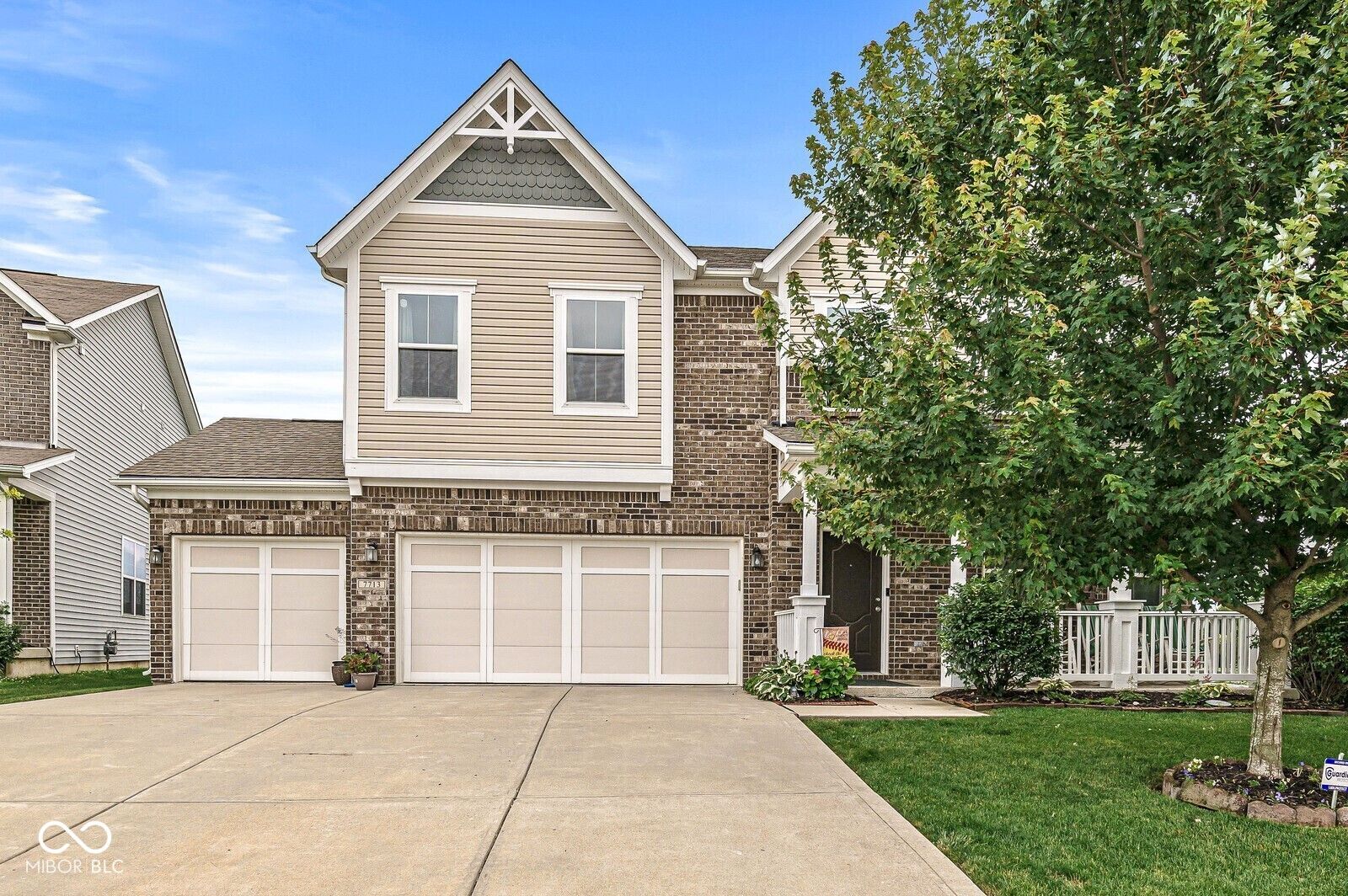 7713 Eagle Point