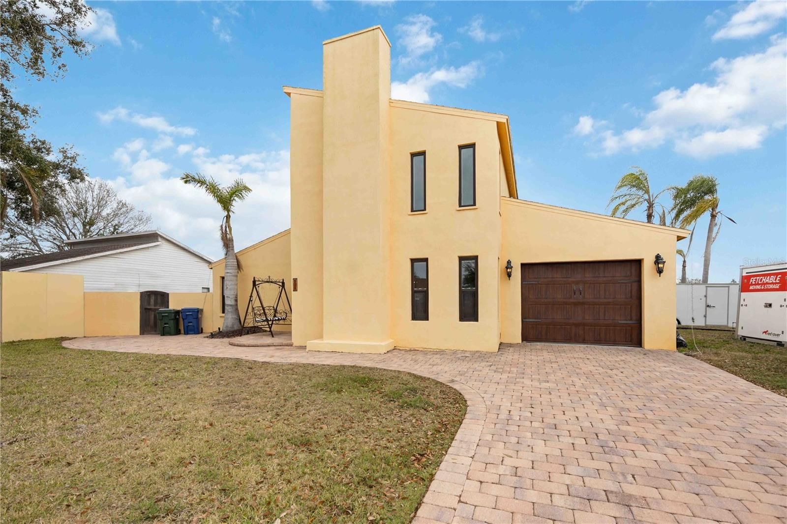 6515 Mauna Loa Boulevard