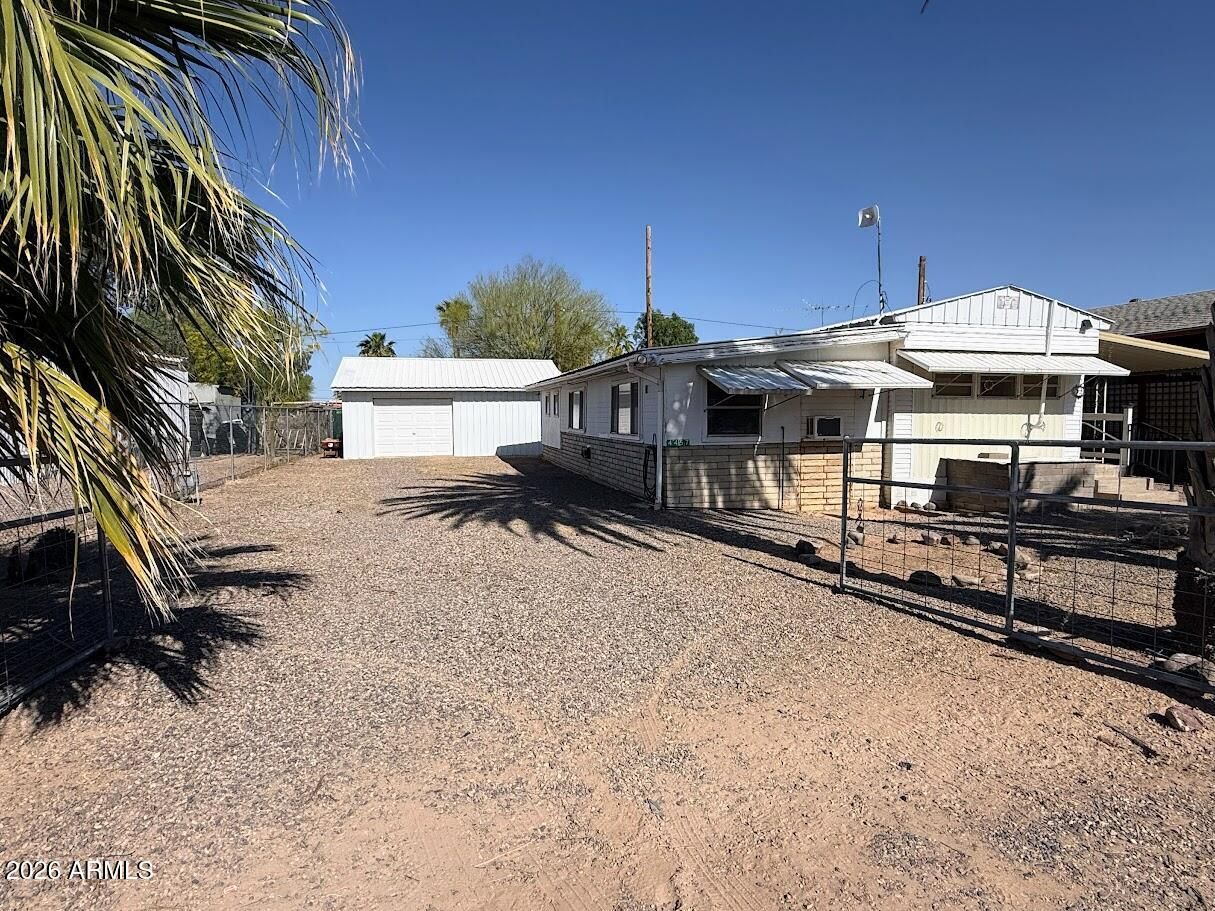 4457 N Lariat Drive