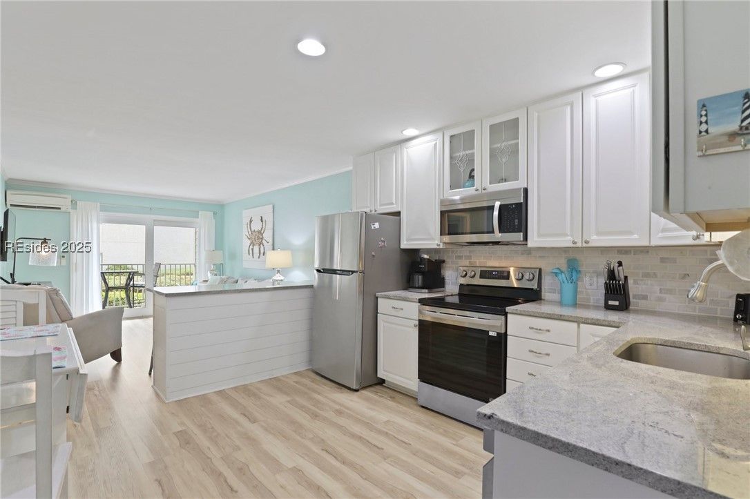 15 S Forest Beach Drive 1D