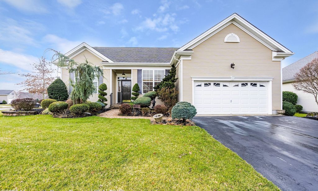 Four Seasons at Metedeconk Lakes