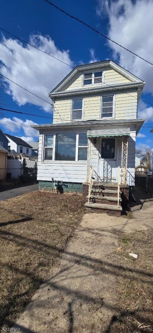 808 Van Buren Ave
